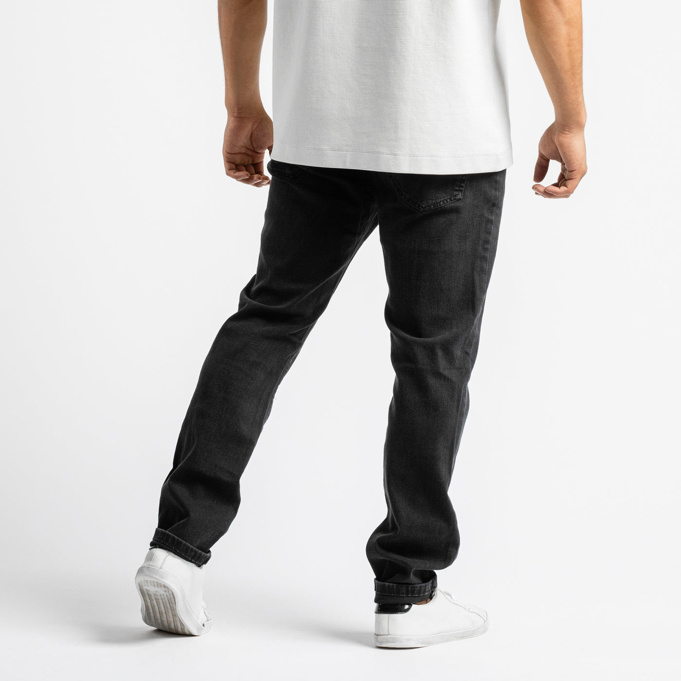 Premium Denim Jeans - Black (Relaxed Fit)